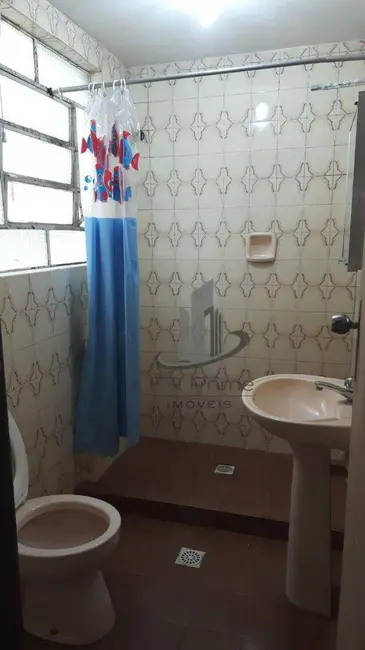 Casa com 2 quartos à venda, 200m2 em Jardim Cidade do Aço, Volta Redonda - RJ - imagem 9 Foto 9 de Casa com 2 quartos à venda, 200m2 em Jardim Cidade do Aço, Volta Redonda - RJ