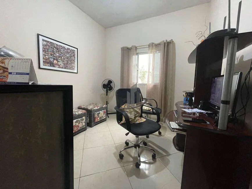 Foto 8 de Casa com 3 quartos à venda, 200m2 em Barra Do Pirai - RJ