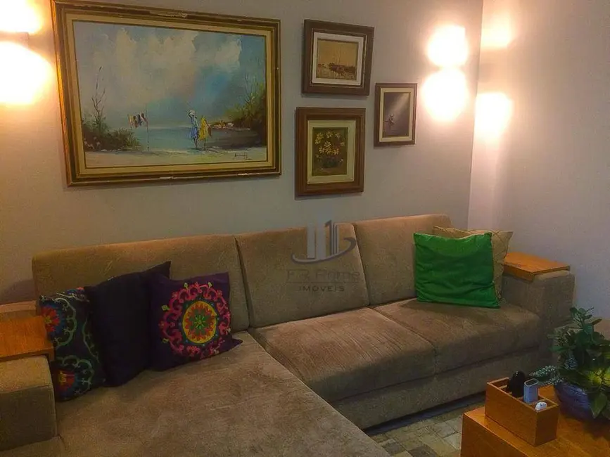 Apartamento com 3 quartos à venda, 363m2 em Jardim Amália, Volta Redonda - RJ - imagem 4 Foto 4 de Apartamento com 3 quartos à venda, 363m2 em Jardim Amália, Volta Redonda - RJ