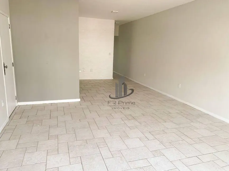 Apartamento com 3 quartos à venda, 151m2 em Jardim Amália, Volta Redonda - RJ - imagem 6 Foto 6 de Apartamento com 3 quartos à venda, 151m2 em Jardim Amália, Volta Redonda - RJ