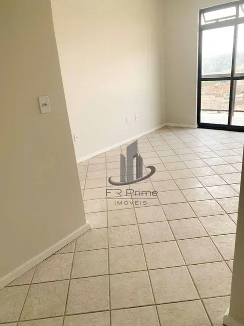 Apartamento com 3 quartos à venda, 151m2 em Jardim Amália, Volta Redonda - RJ - imagem 7 Foto 7 de Apartamento com 3 quartos à venda, 151m2 em Jardim Amália, Volta Redonda - RJ