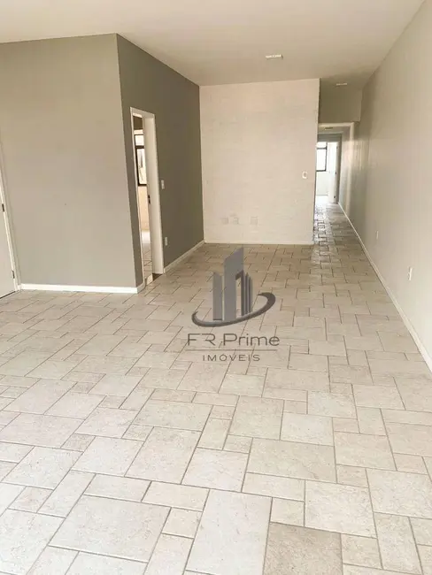 Apartamento com 3 quartos à venda, 151m2 em Jardim Amália, Volta Redonda - RJ - imagem 3 Foto 3 de Apartamento com 3 quartos à venda, 151m2 em Jardim Amália, Volta Redonda - RJ