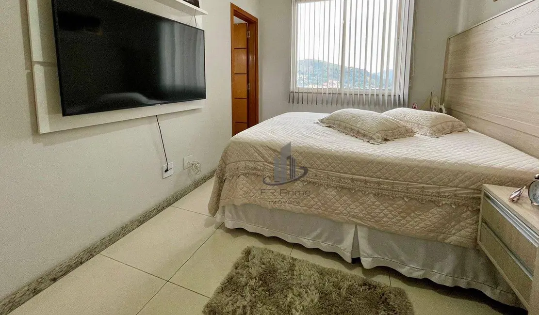 Casa com 4 quartos à venda, 9080m2 em Retiro, Volta Redonda - RJ - imagem 9 Foto 9 de Casa com 4 quartos à venda, 9080m2 em Retiro, Volta Redonda - RJ