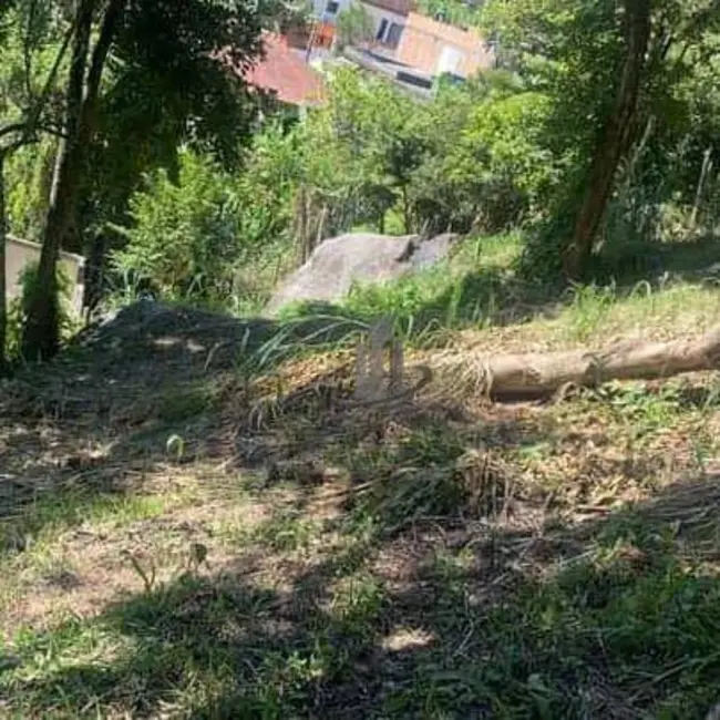 Terreno / Lote à venda, 1000m2 em Roselândia, Barra Mansa - RJ - imagem 8 Foto 8 de Terreno / Lote à venda, 1000m2 em Roselândia, Barra Mansa - RJ