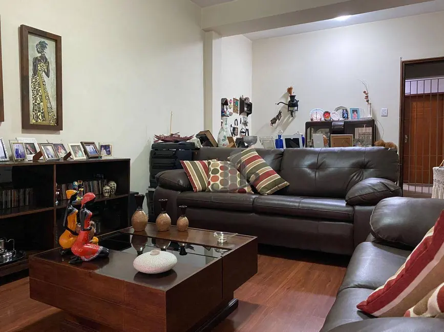 Foto 1 de Apartamento com 3 quartos à venda, 93m2 em Aterrado, Volta Redonda - RJ