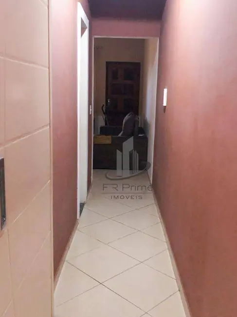 Casa com 2 quartos à venda, 486m2 em Retiro, Volta Redonda - RJ - imagem 4 Foto 4 de Casa com 2 quartos à venda, 486m2 em Retiro, Volta Redonda - RJ