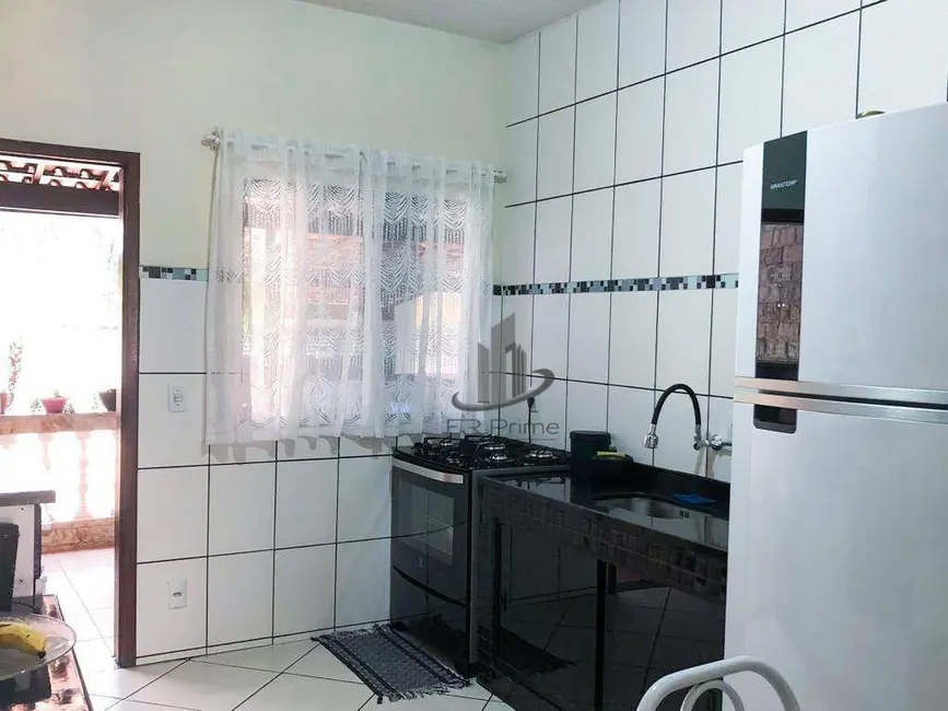 Casa com 2 quartos à venda, 486m2 em Retiro, Volta Redonda - RJ - imagem 8 Foto 8 de Casa com 2 quartos à venda, 486m2 em Retiro, Volta Redonda - RJ
