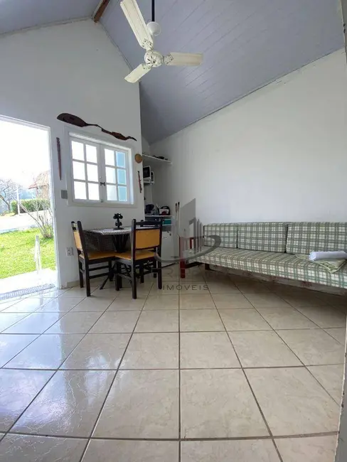 Foto 2 de Casa de Condomínio com 1 quarto à venda e para alugar, 86m2 em Itatiaia - RJ