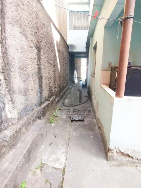 Casa com 5 quartos à venda, 240m2 em Niterói, Volta Redonda - RJ - imagem 4 Foto 4 de Casa com 5 quartos à venda, 240m2 em Niterói, Volta Redonda - RJ