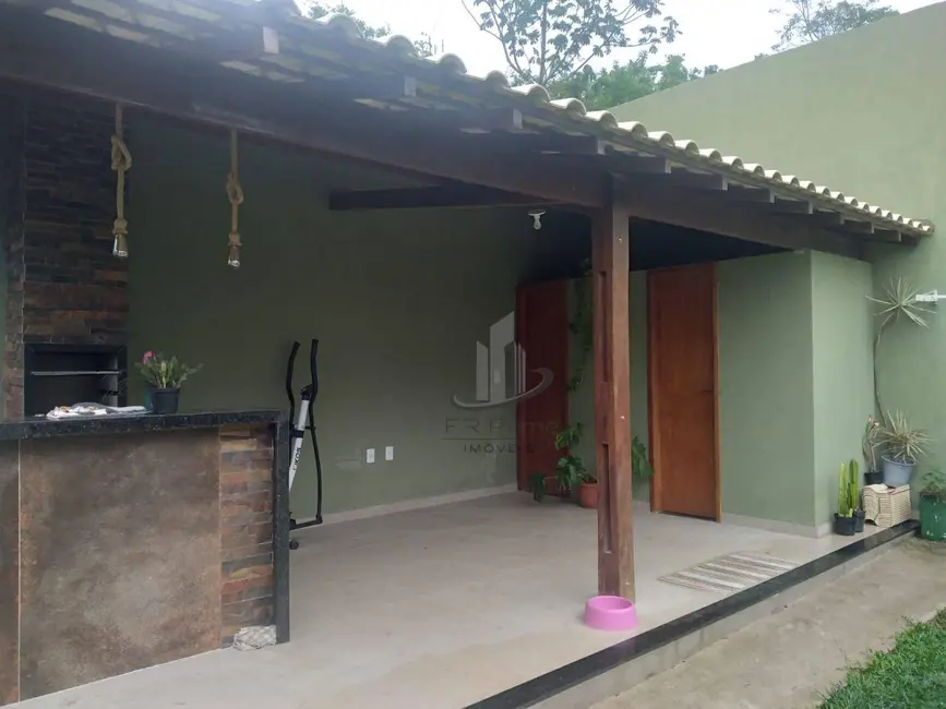 Foto 1 de Casa com 2 quartos à venda, 300m2 em Pinheiral - RJ