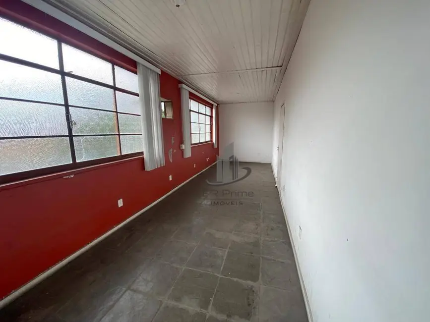 Armazém / Galpão à venda, 513m2 em Saudade, Barra Mansa - RJ - imagem 6 Foto 6 de Armazém / Galpão à venda, 513m2 em Saudade, Barra Mansa - RJ