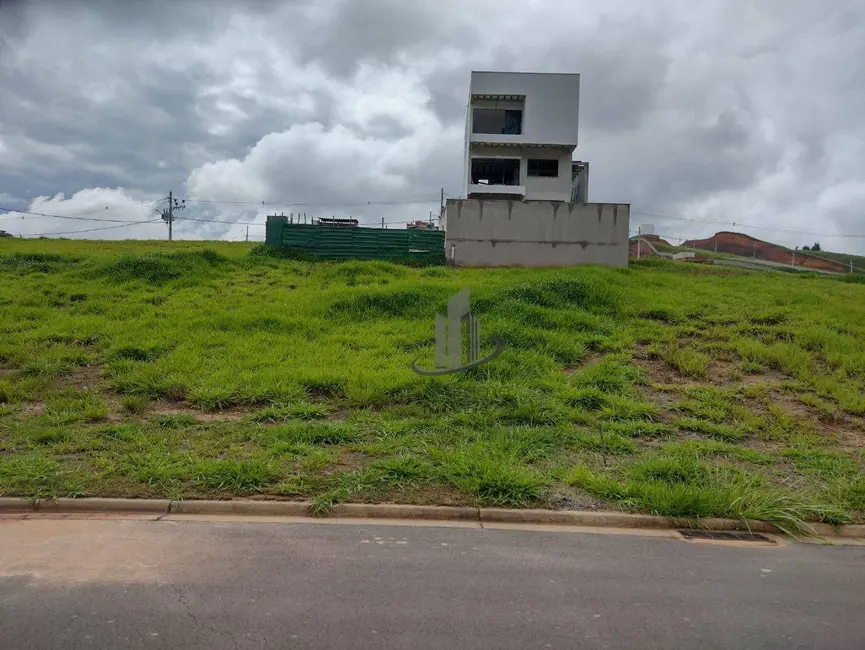 Foto 1 de Terreno / Lote à venda, 250m2 em Casa de Pedra, Volta Redonda - RJ