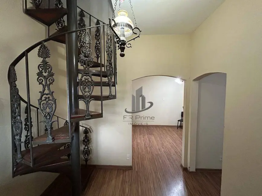 Foto 1 de Casa com 6 quartos à venda, 378m2 em Ponte Alta, Volta Redonda - RJ