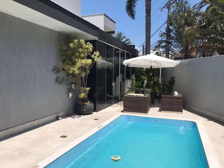 Foto 4 de Casa com 4 quartos à venda, 487m2 em Jardim Amália, Volta Redonda - RJ