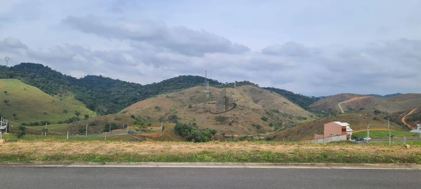 Foto 1 de Terreno / Lote à venda, 444m2 em Volta Redonda - RJ
