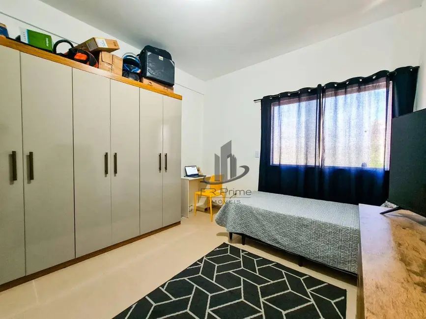 Foto 1 de Casa de Condomínio com 2 quartos à venda, 64m2 em Roma, Volta Redonda - RJ