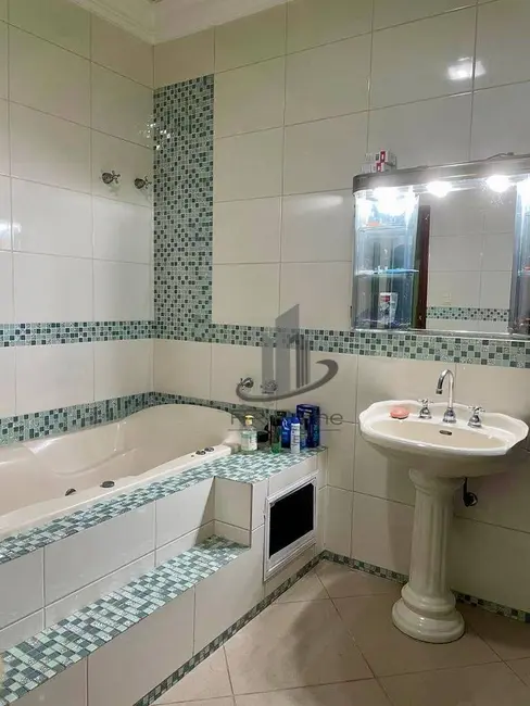 Casa com 5 quartos à venda, 368m2 em Ponte Alta, Volta Redonda - RJ - imagem 6 Foto 6 de Casa com 5 quartos à venda, 368m2 em Ponte Alta, Volta Redonda - RJ