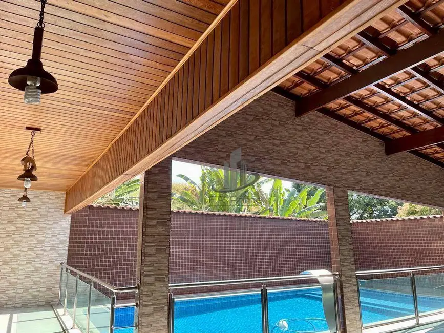 Casa com 5 quartos à venda, 368m2 em Ponte Alta, Volta Redonda - RJ - imagem 4 Foto 4 de Casa com 5 quartos à venda, 368m2 em Ponte Alta, Volta Redonda - RJ