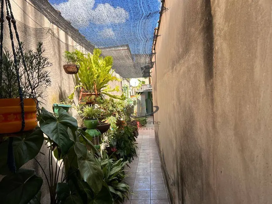 Foto 2 de Casa com 2 quartos à venda, 68m2 em Vila Mury, Volta Redonda - RJ