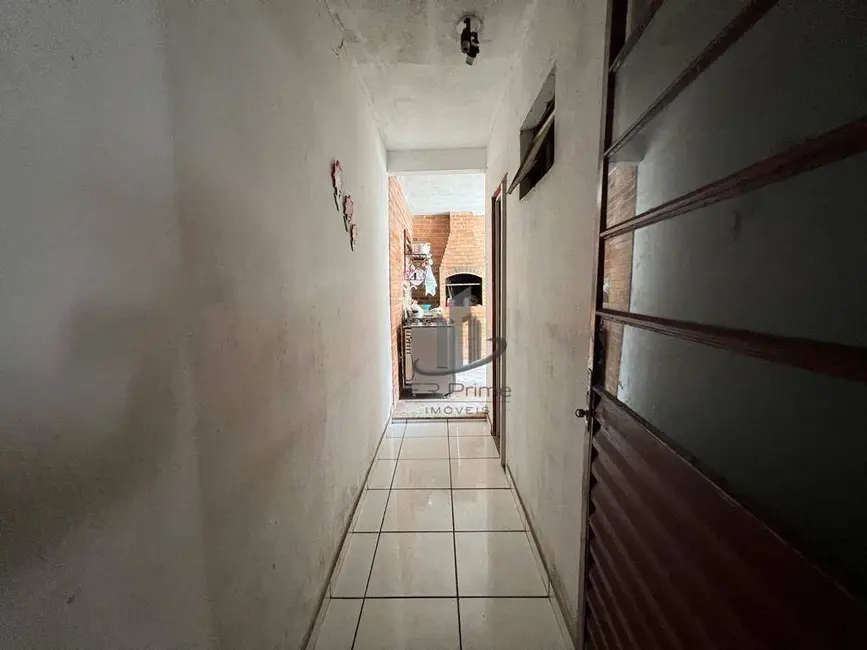 Casa com 2 quartos à venda, 68m2 em Vila Mury, Volta Redonda - RJ - imagem 8 Foto 8 de Casa com 2 quartos à venda, 68m2 em Vila Mury, Volta Redonda - RJ