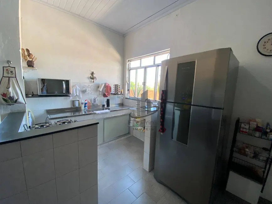 Foto 5 de Casa com 4 quartos à venda, 360m2 em Aero Clube, Volta Redonda - RJ