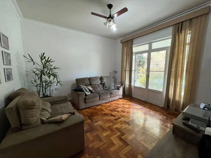 Casa com 3 quartos à venda, 347m2 em Jardim Europa, Volta Redonda - RJ - imagem 8 Foto 8 de Casa com 3 quartos à venda, 347m2 em Jardim Europa, Volta Redonda - RJ