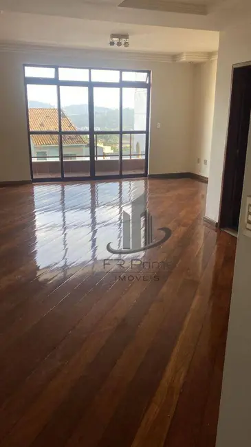 Foto 1 de Apartamento com 3 quartos à venda, 178m2 em Jardim Amália, Volta Redonda - RJ