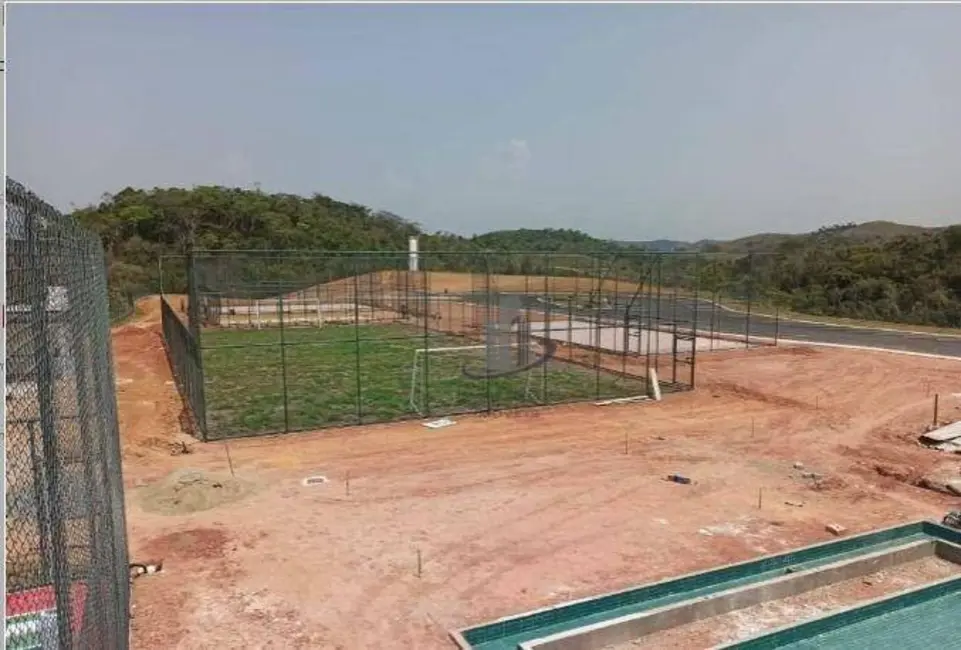 Terreno / Lote à venda, 240m2 em Vila Rica, Volta Redonda - RJ - imagem 4 Foto 4 de Terreno / Lote à venda, 240m2 em Vila Rica, Volta Redonda - RJ