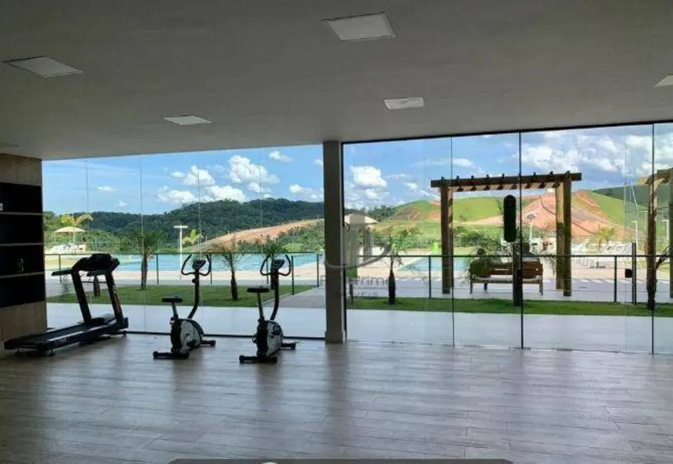 Foto 2 de Terreno / Lote à venda, 240m2 em Vila Rica, Volta Redonda - RJ