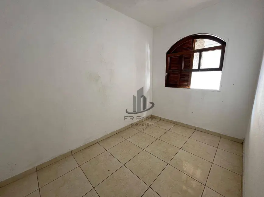 Casa com 3 quartos à venda, 169m2 em Jardim Tiradentes, Volta Redonda - RJ - imagem 4 Foto 4 de Casa com 3 quartos à venda, 169m2 em Jardim Tiradentes, Volta Redonda - RJ