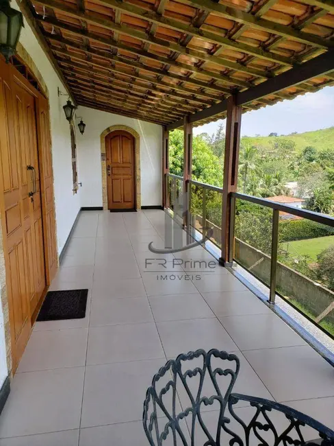 Chácara com 4 quartos à venda, 2245m2 em Barra Mansa - RJ - imagem 4 Foto 4 de Chácara com 4 quartos à venda, 2245m2 em Barra Mansa - RJ