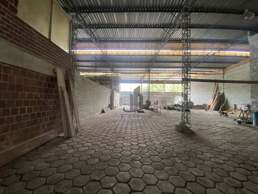 Foto 4 de Loja para alugar, 120m2 em Aterrado, Volta Redonda - RJ