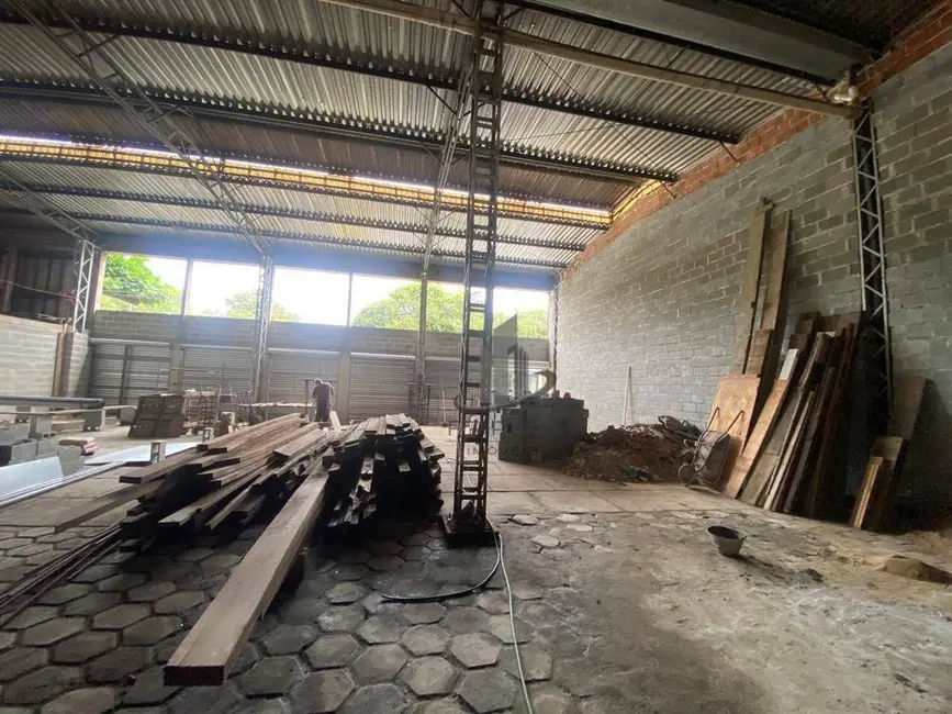 Foto 6 de Loja para alugar, 120m2 em Aterrado, Volta Redonda - RJ