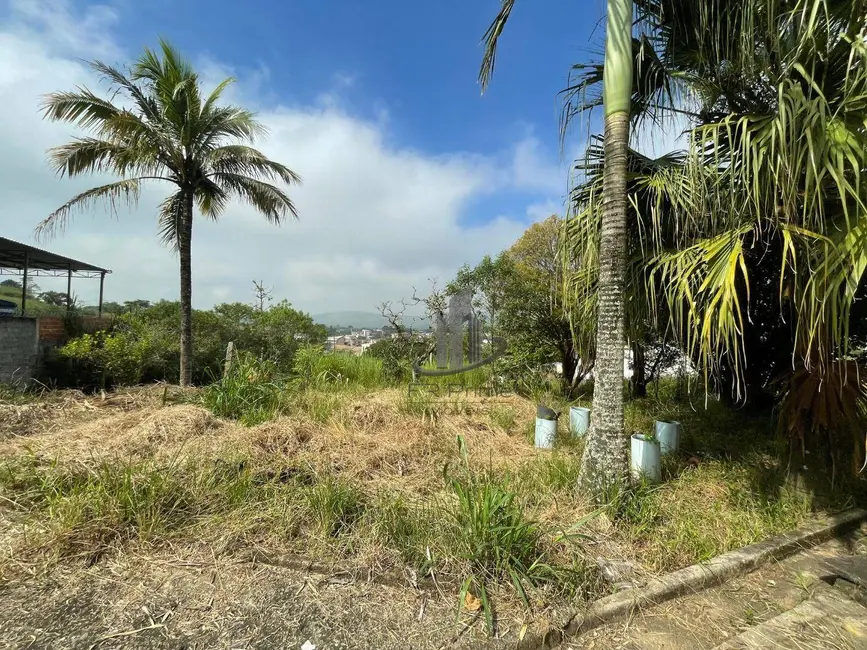 Foto 1 de Terreno / Lote à venda, 960m2 em Roma, Volta Redonda - RJ