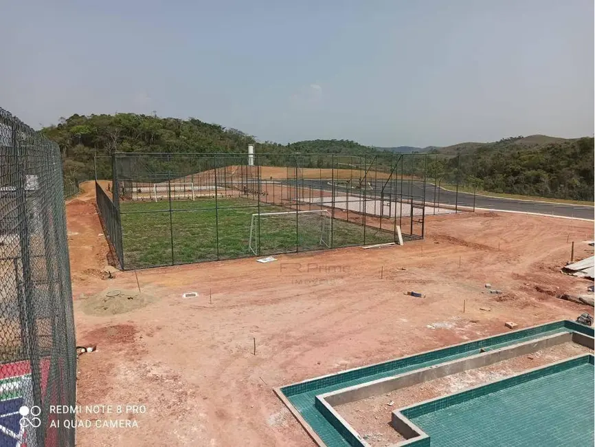 Terreno / Lote à venda, 266m2 em Vila Rica, Volta Redonda - RJ - imagem 8 Foto 8 de Terreno / Lote à venda, 266m2 em Vila Rica, Volta Redonda - RJ