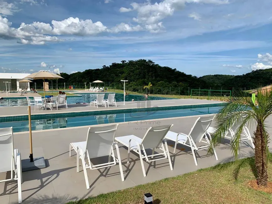 Terreno / Lote à venda, 266m2 em Vila Rica, Volta Redonda - RJ - imagem 9 Foto 9 de Terreno / Lote à venda, 266m2 em Vila Rica, Volta Redonda - RJ