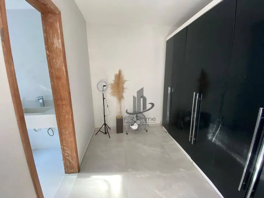 Casa de Condomínio com 3 quartos à venda, 380m2 em Barra Do Pirai - RJ - imagem 9 Foto 9 de Casa de Condomínio com 3 quartos à venda, 380m2 em Barra Do Pirai - RJ