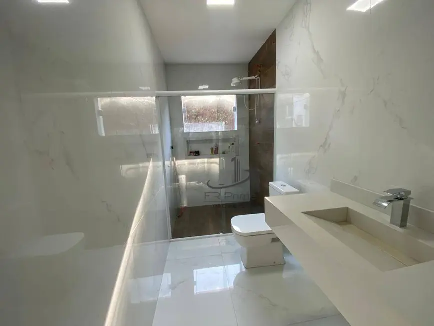 Casa de Condomínio com 3 quartos à venda, 380m2 em Barra Do Pirai - RJ - imagem 6 Foto 6 de Casa de Condomínio com 3 quartos à venda, 380m2 em Barra Do Pirai - RJ