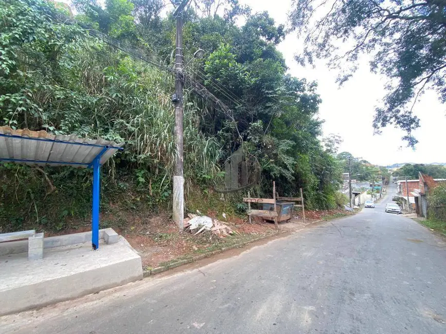 Terreno / Lote à venda, 2462m2 em Getúlio Vargas, Barra Mansa - RJ - imagem 3 Foto 3 de Terreno / Lote à venda, 2462m2 em Getúlio Vargas, Barra Mansa - RJ