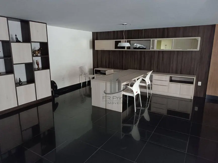 Foto 1 de Apartamento com 3 quartos à venda, 235m2 em Centro, Volta Redonda - RJ