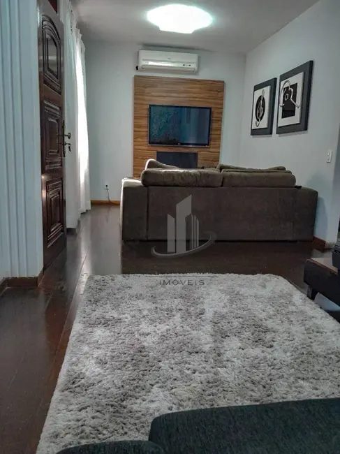 Casa com 3 quartos à venda, 230m2 em Morada da Granja, Barra Mansa - RJ - imagem 4 Foto 4 de Casa com 3 quartos à venda, 230m2 em Morada da Granja, Barra Mansa - RJ