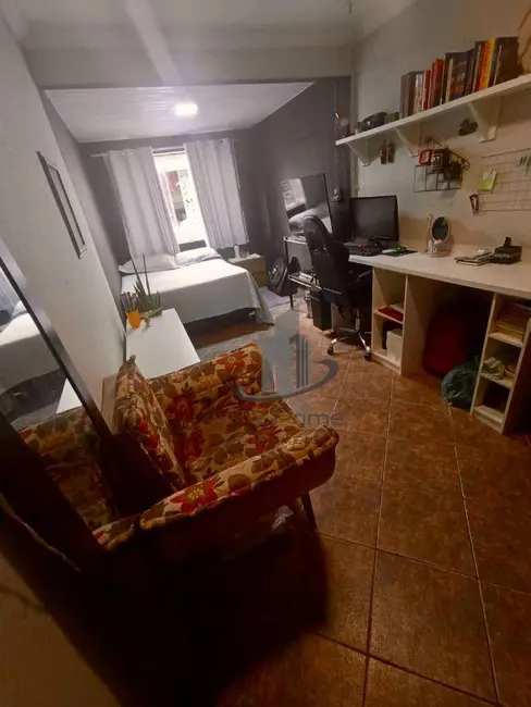 Casa com 2 quartos à venda, 210m2 em Jardim Vila Rica - Tiradentes, Volta Redonda - RJ - imagem 8 Foto 8 de Casa com 2 quartos à venda, 210m2 em Jardim Vila Rica - Tiradentes, Volta Redonda - RJ