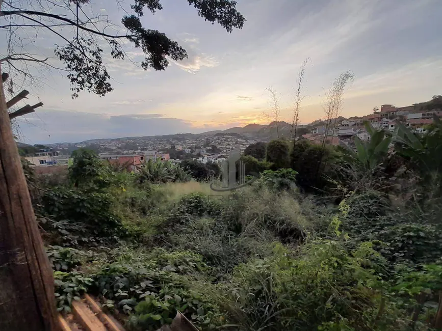 Terreno / Lote à venda, 2400m2 em Belmonte, Volta Redonda - RJ - imagem 4 Foto 4 de Terreno / Lote à venda, 2400m2 em Belmonte, Volta Redonda - RJ
