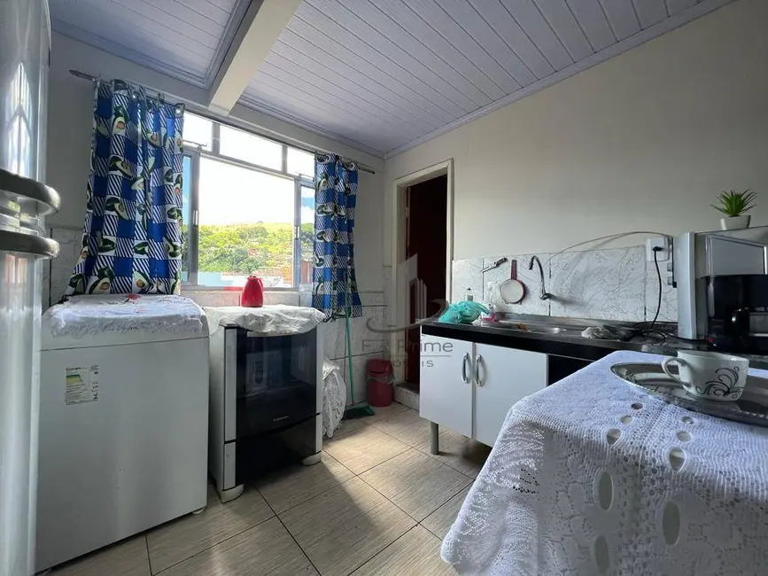 Apartamento com 2 quartos à venda, 66m2 em Retiro, Volta Redonda - RJ - imagem 5 Foto 5 de Apartamento com 2 quartos à venda, 66m2 em Retiro, Volta Redonda - RJ