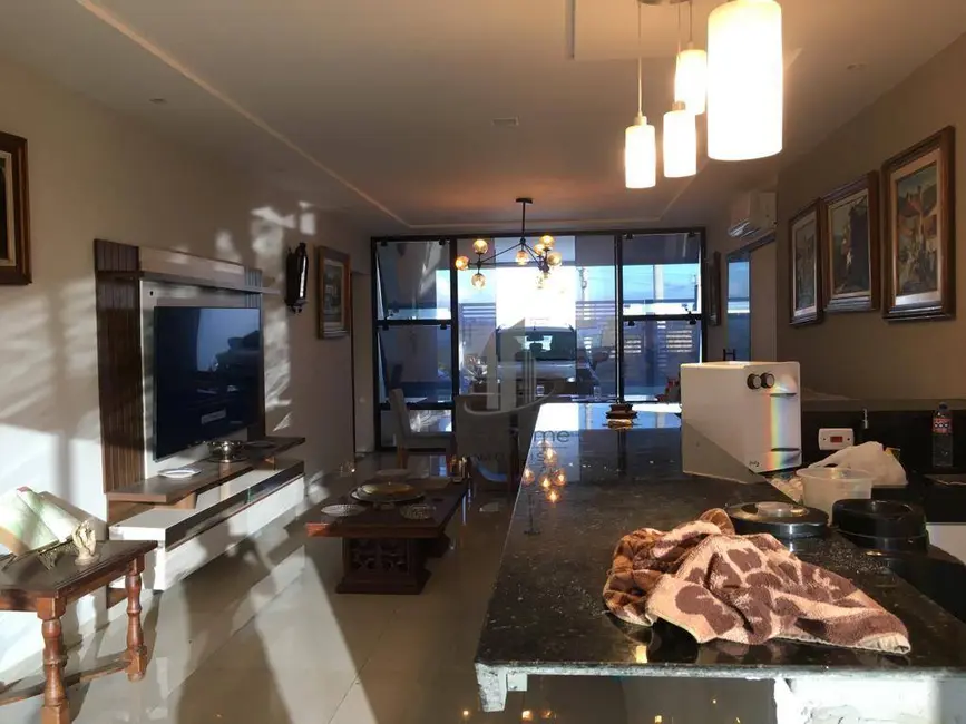 Foto 3 de Casa com 3 quartos à venda, 300m2 em Pinheiral - RJ