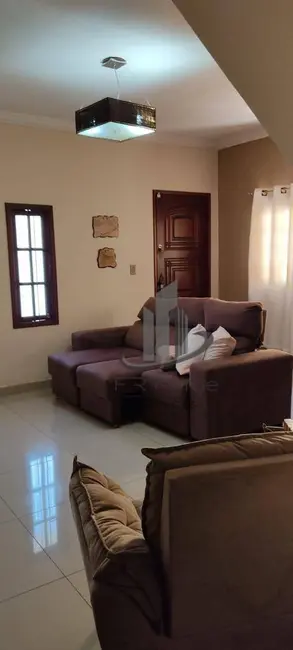 Casa com 2 quartos à venda, 100m2 em Morada da Granja, Barra Mansa - RJ - imagem 3 Foto 3 de Casa com 2 quartos à venda, 100m2 em Morada da Granja, Barra Mansa - RJ