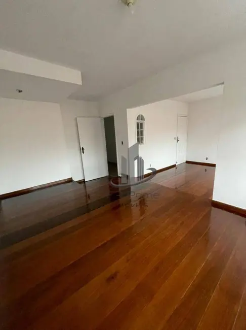 Foto 2 de Apartamento com 2 quartos à venda, 102m2 em Jardim Amália, Volta Redonda - RJ