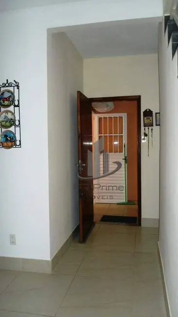 Casa com 4 quartos à venda, 162m2 em Jardim Belvedere, Volta Redonda - RJ - imagem 7 Foto 7 de Casa com 4 quartos à venda, 162m2 em Jardim Belvedere, Volta Redonda - RJ