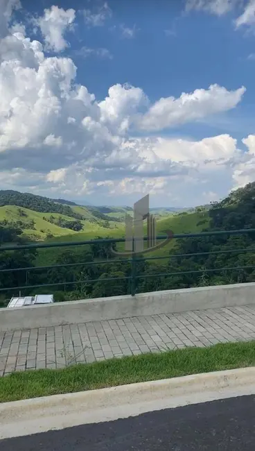 Terreno / Lote à venda, 247m2 em Vila Rica, Volta Redonda - RJ - imagem 5 Foto 5 de Terreno / Lote à venda, 247m2 em Vila Rica, Volta Redonda - RJ