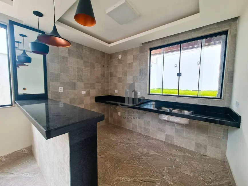 Casa com 3 quartos à venda, 225m2 em Jardim Belvedere, Volta Redonda - RJ - imagem 9 Foto 9 de Casa com 3 quartos à venda, 225m2 em Jardim Belvedere, Volta Redonda - RJ